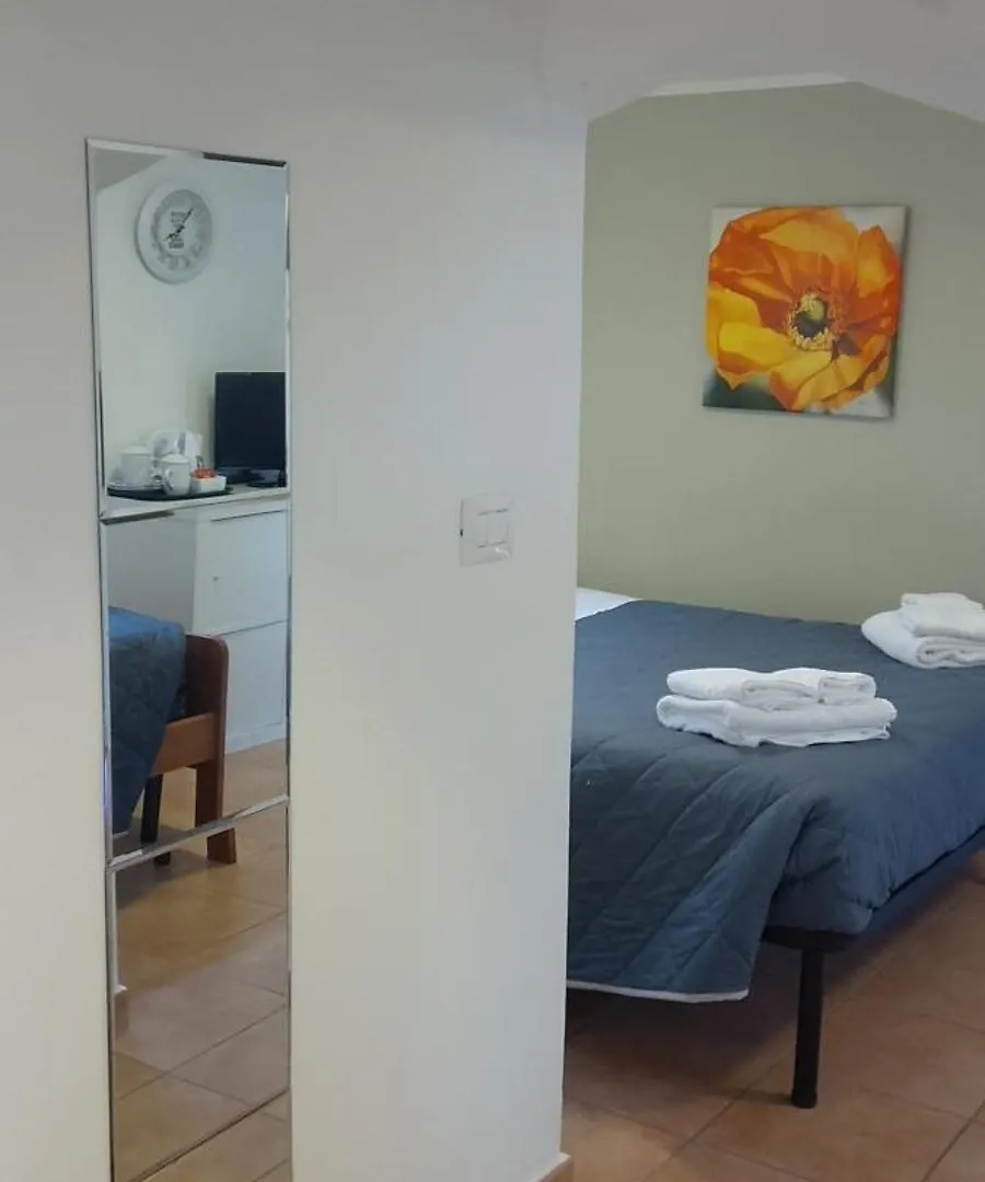 La Castagna Matta Bed and Breakfast Albareto  0*, Albareto (Parma) Italien